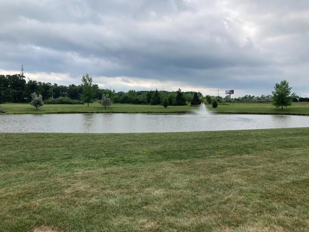 4328 W 78th Place, Merrillville