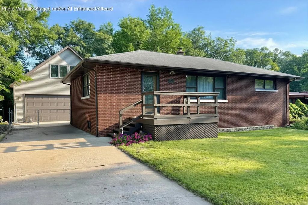 8223 Maple Avenue, Gary