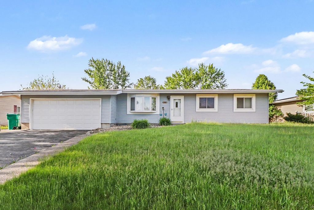 404 Sable Drive, Valparaiso