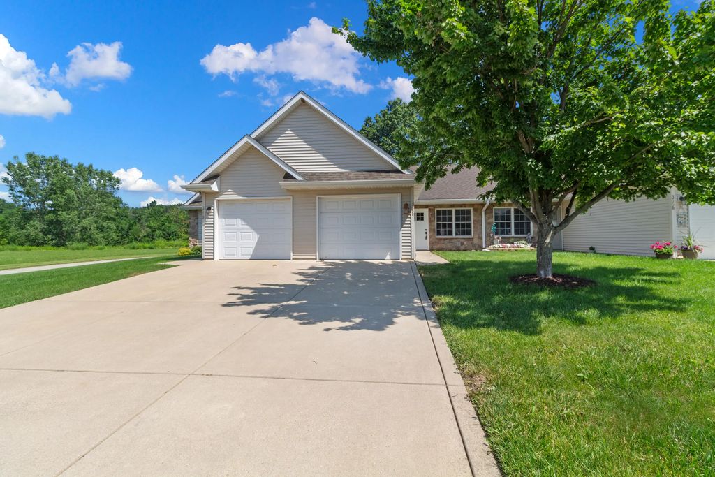 355-c S Boo Road, Burns Harbor