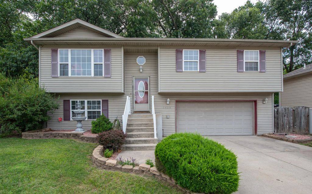 2428 Sea Horse Street, Portage