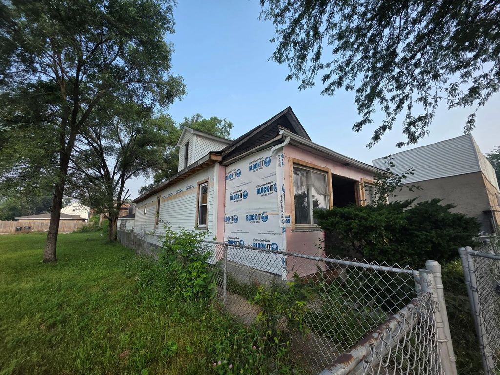 4854 Alexander Avenue, East Chicago