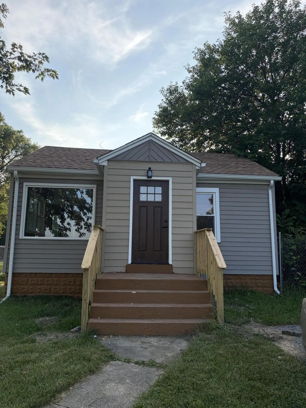 1176 Matthews Street, Gary
