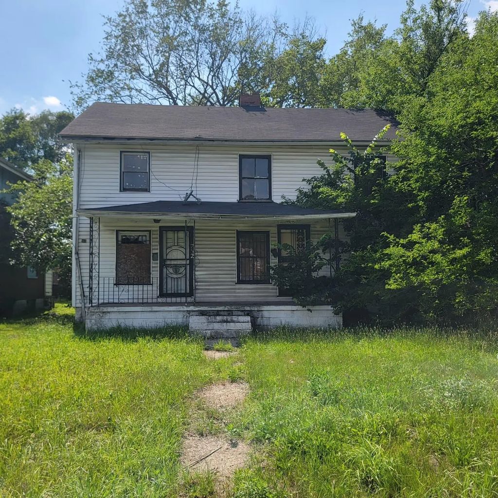 750 Van Buren Street, Gary