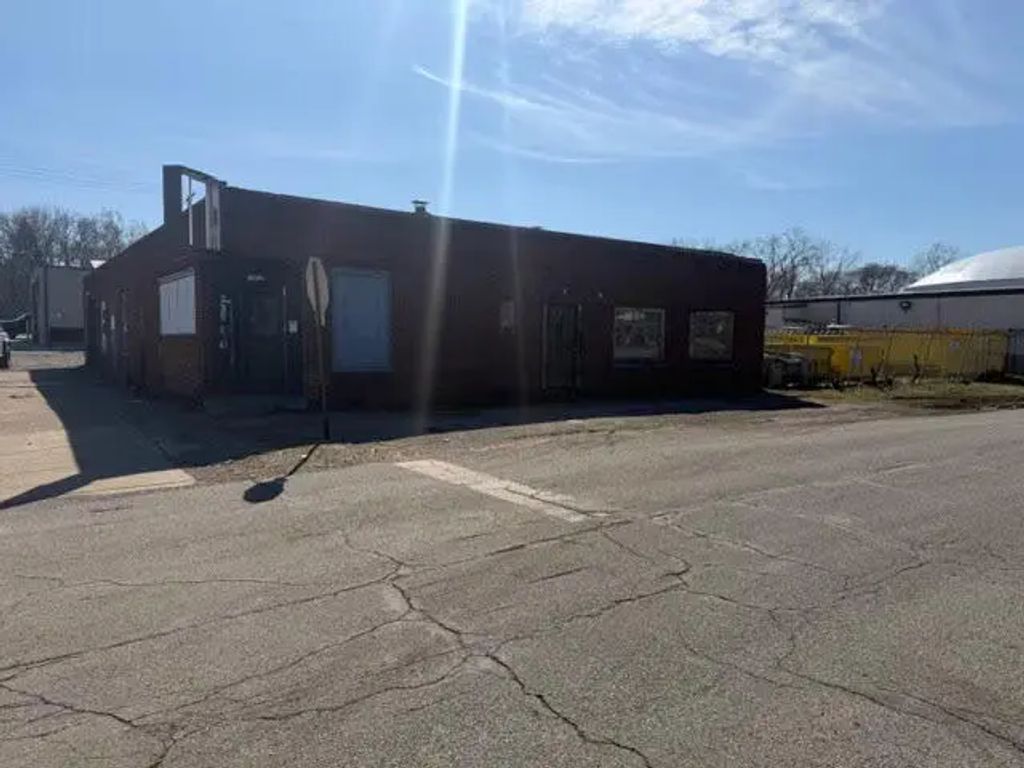 731 E 41st Avenue, Gary