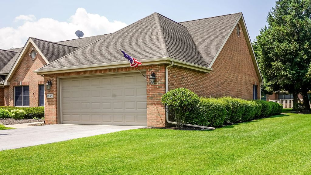 1832 Windfield Drive, Munster