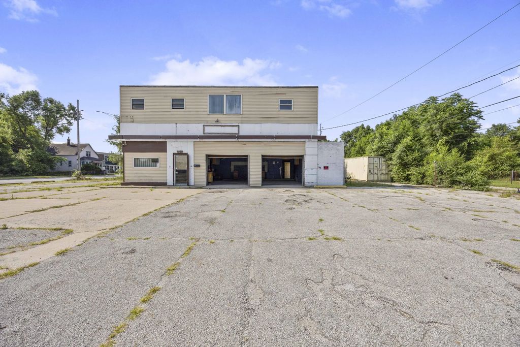 1500 Virginia Street, Gary