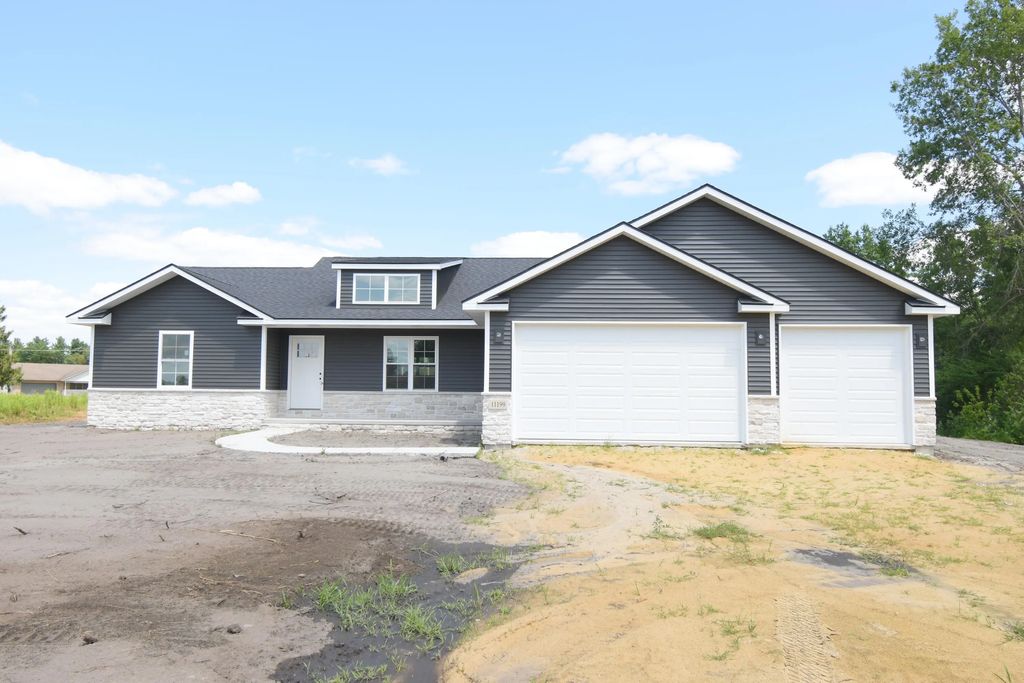 11999 Lilac Street, DeMotte
