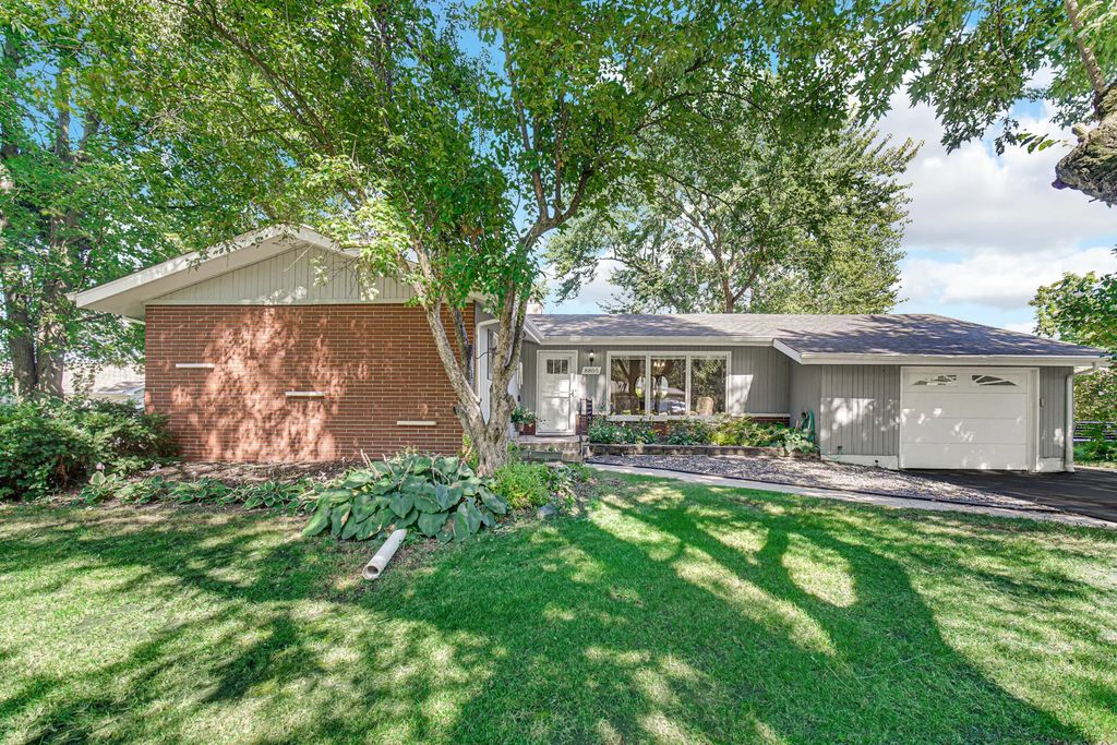8805 Lee Street, Crown Point