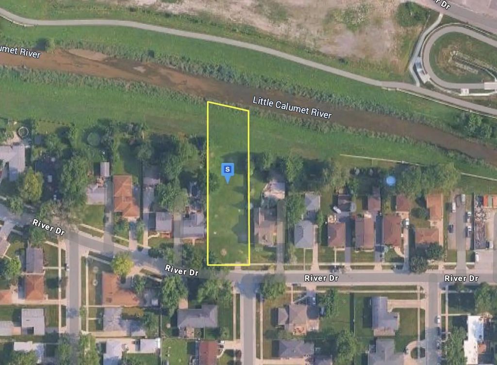 649 River Drive, Munster