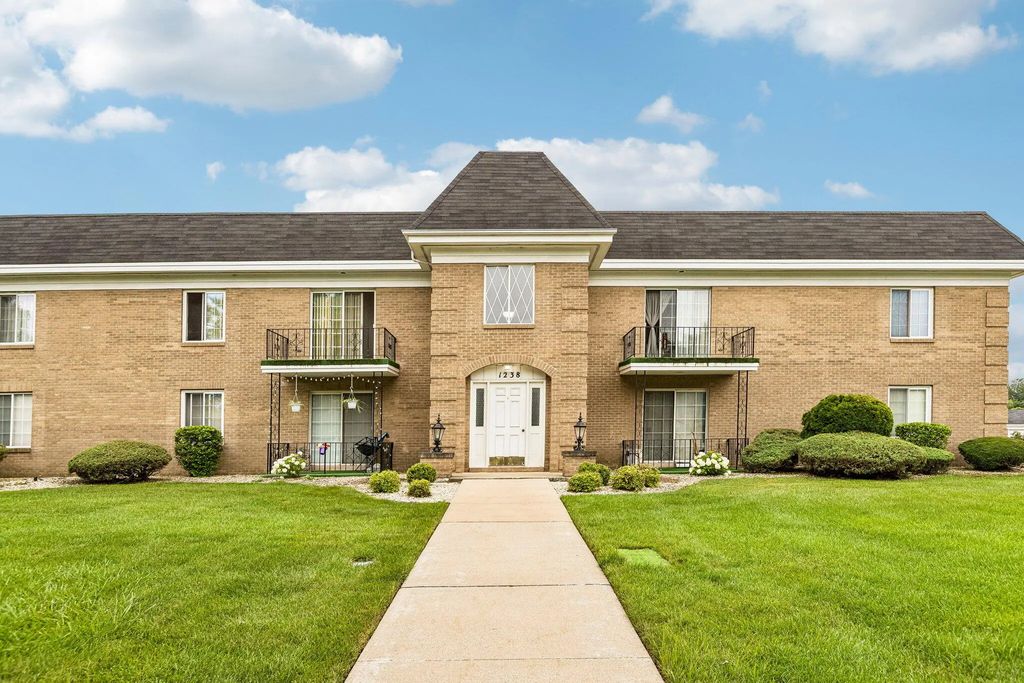 1238 Camellia Drive 10, Munster