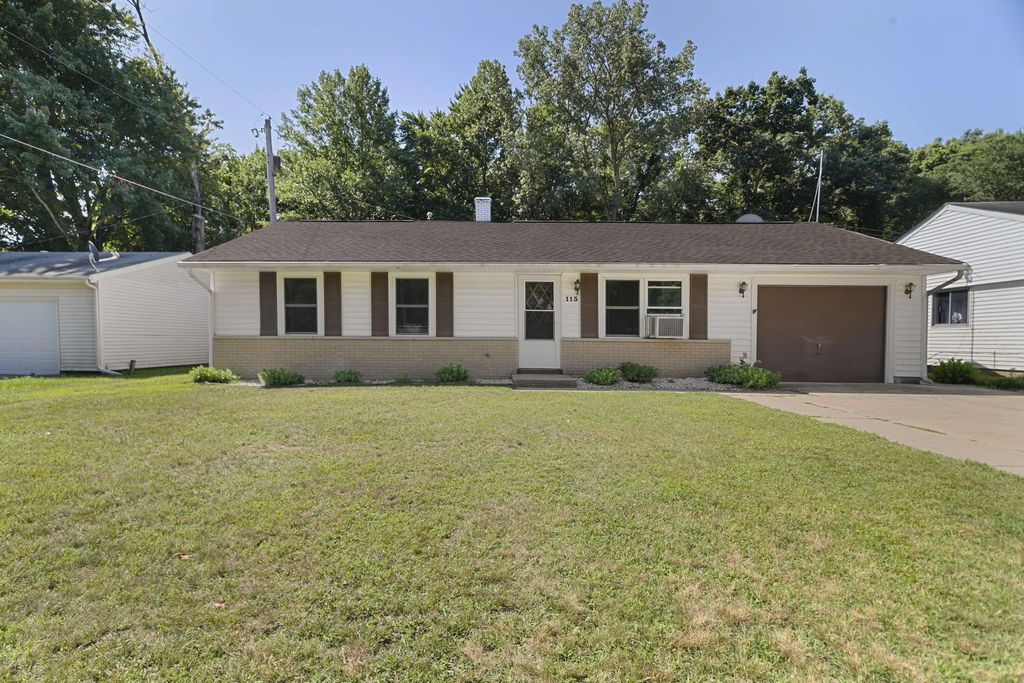 113 Willow Spring Court, Michigan City