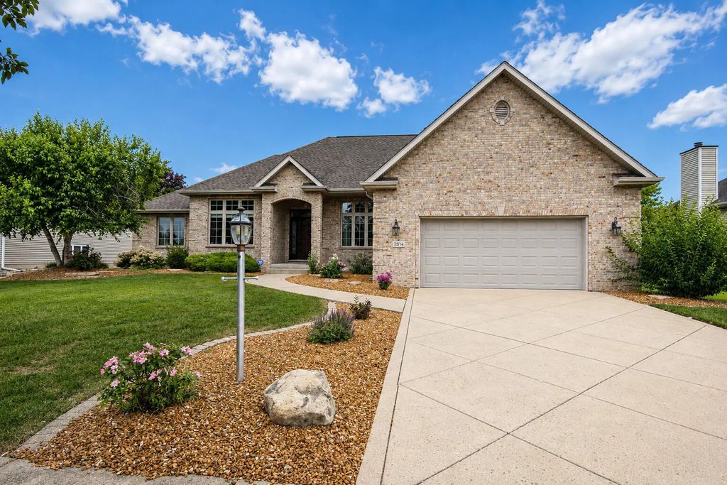 2614 Lancelot Lane, Dyer