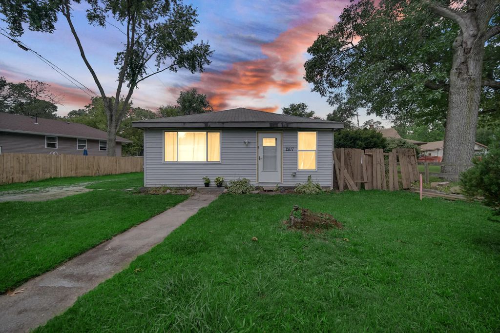 2817 Beverly Drive, Gary