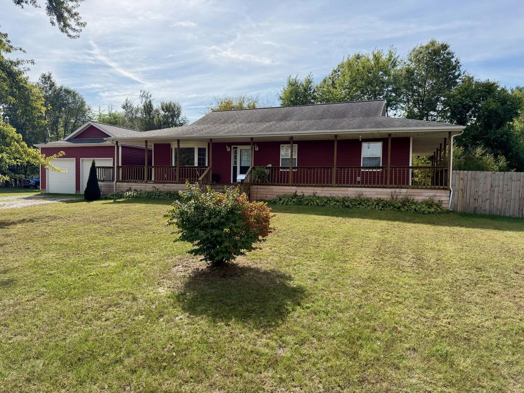8135 W 700 N, Winamac