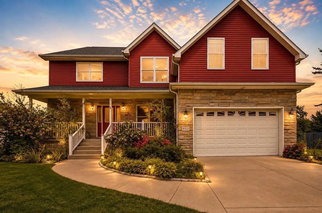 933 River Drive, Munster