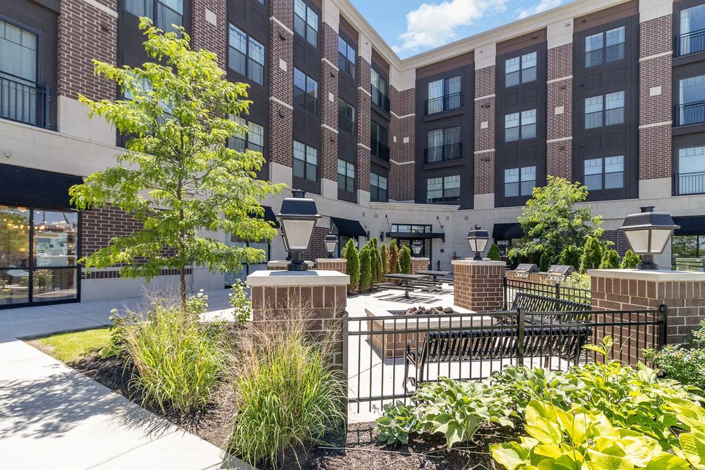 9610 N Centennial Drive 312, Munster