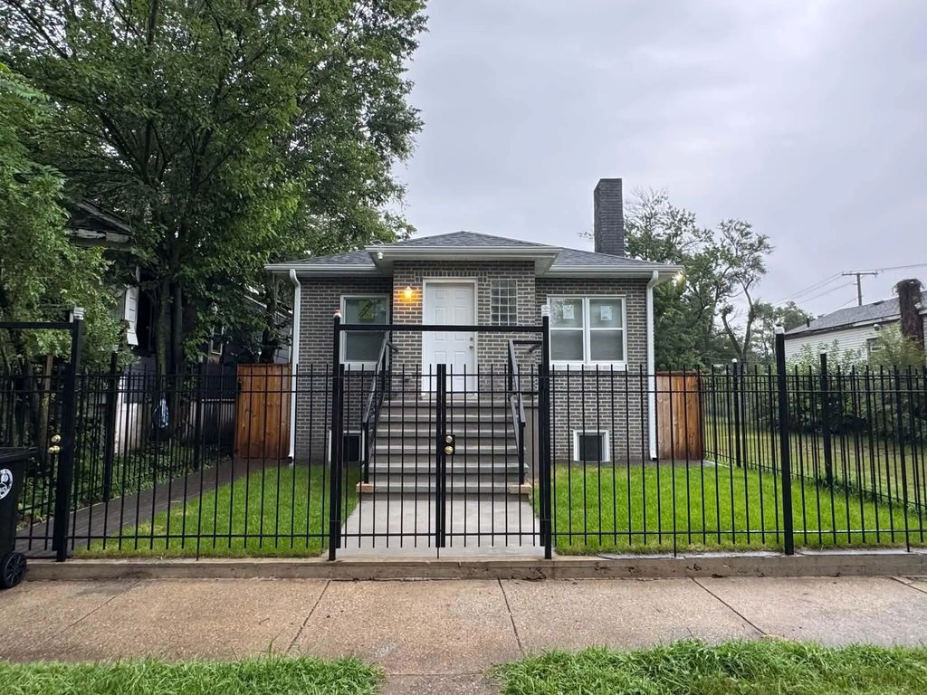 2451 Polk Street, Gary