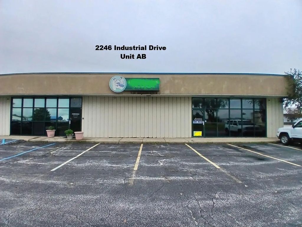 2246 Industrial Drive, Highland