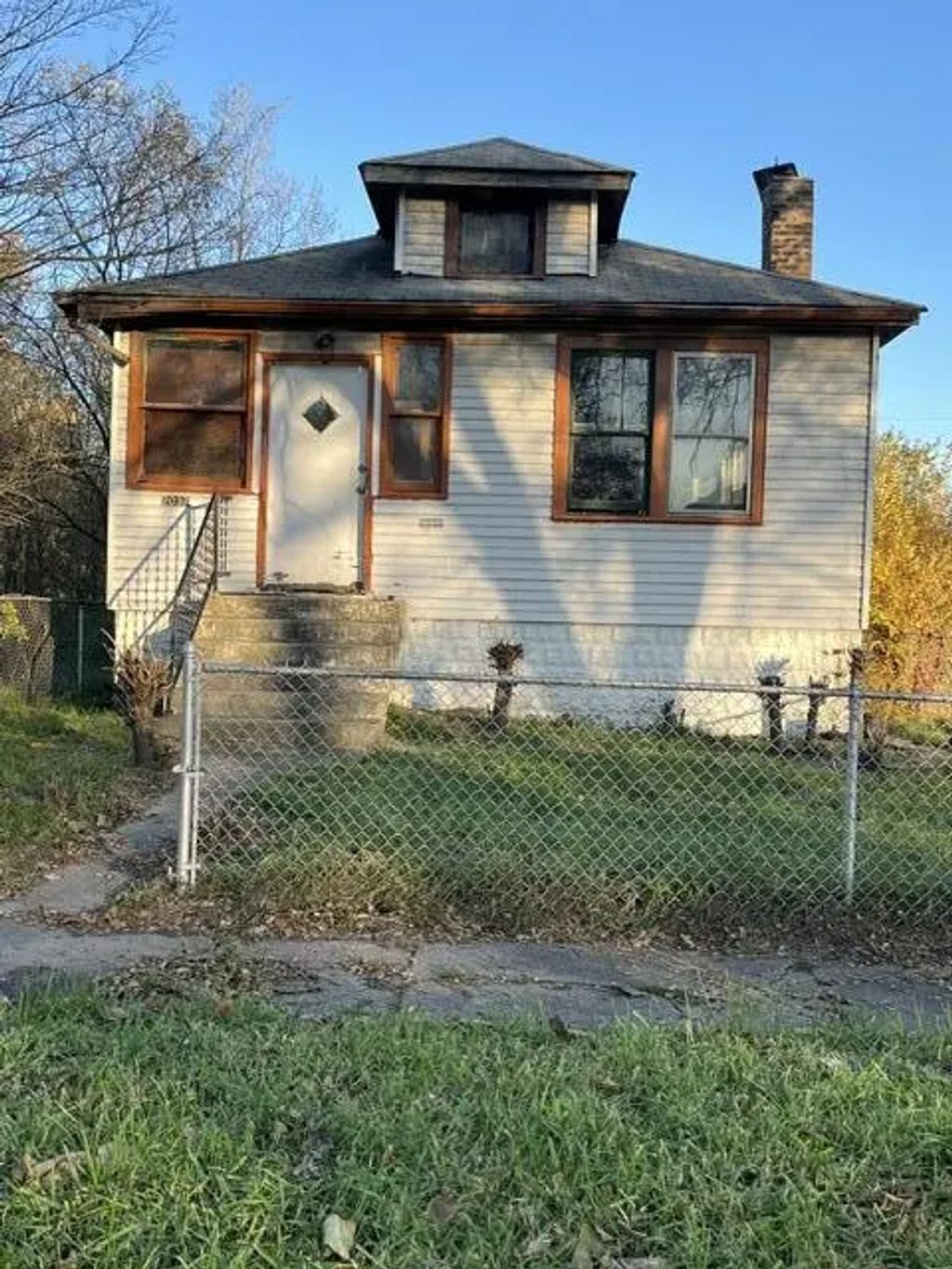2037 Delaware Street, Gary