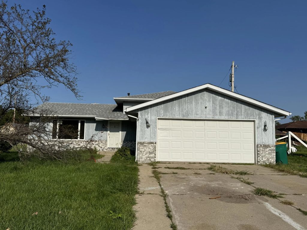 6281 Chase Street, Merrillville