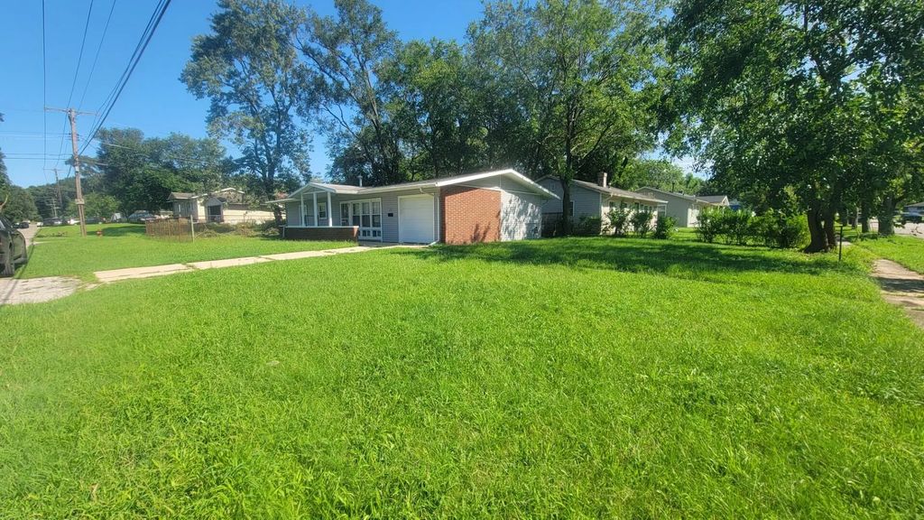 1305 E 40th Avenue, Gary