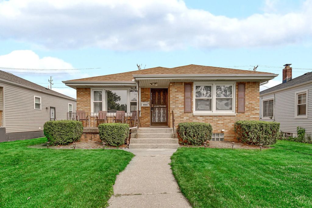 4945 Washington Street, Gary