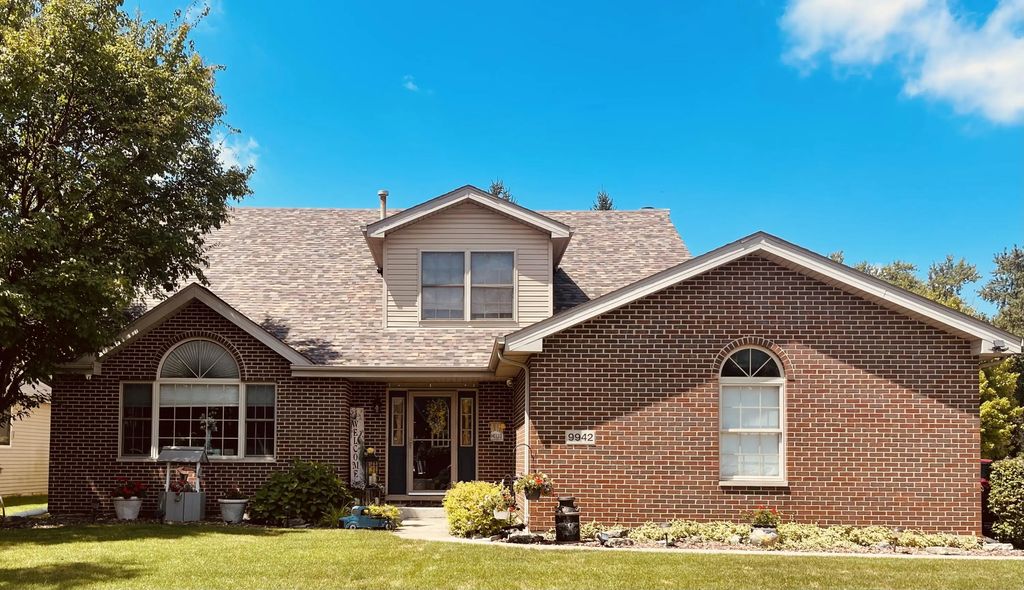 9942 Forest Street, Dyer