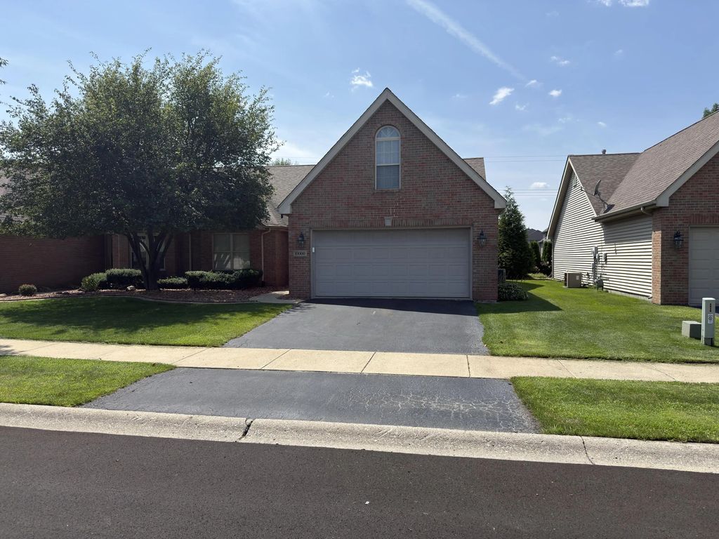 10000 Wildwood Lane, Highland