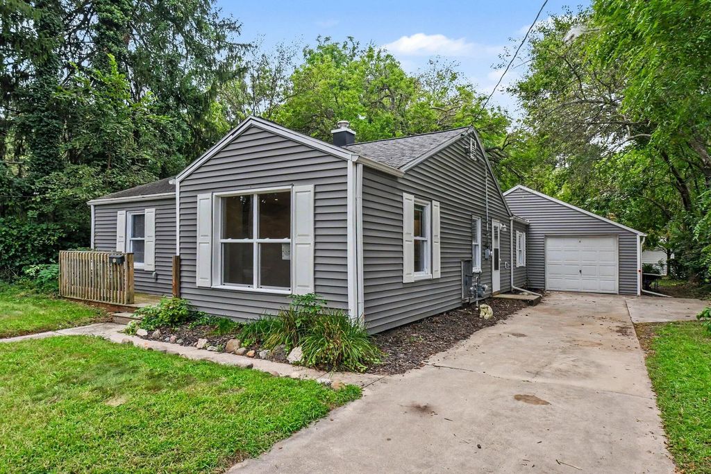 3311 Tilden Avenue, Michigan City