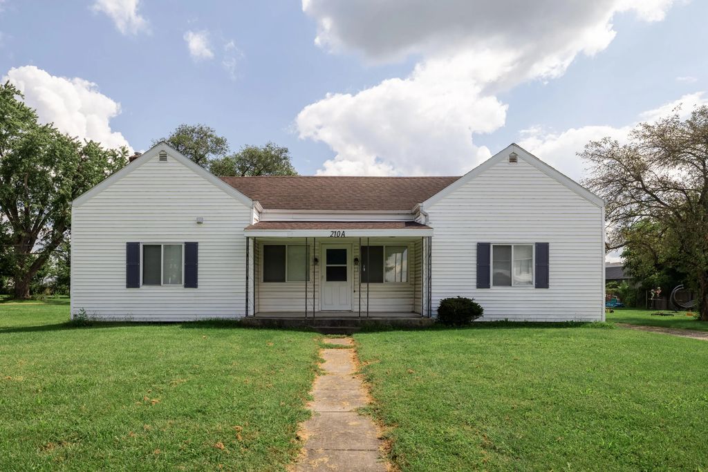210 N Prairie Street A, Brookston