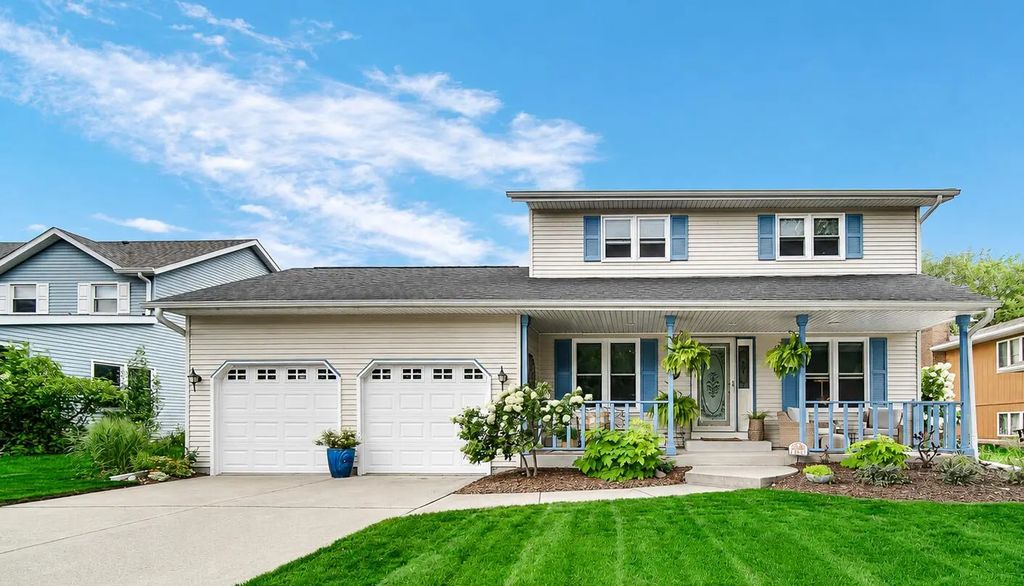 419 N True Street, Griffith