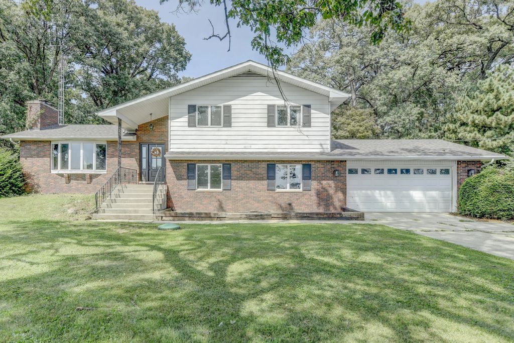 1914 Belshaw Road, Lowell