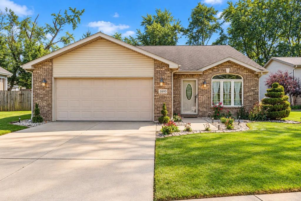 3910 Bayberry Lane, Highland