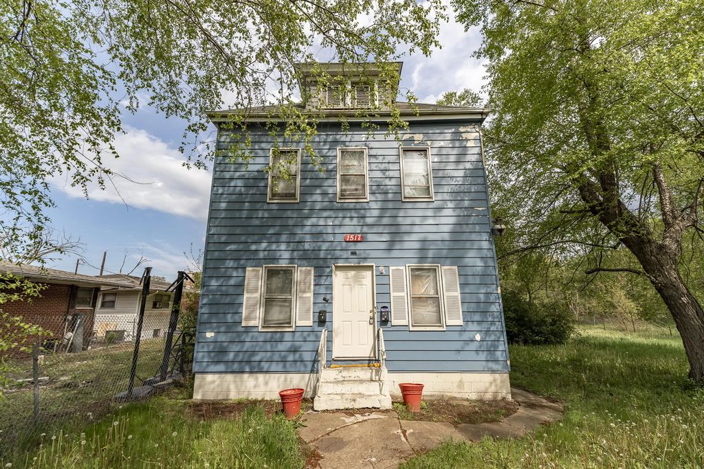 1517 Delaware Street, Gary