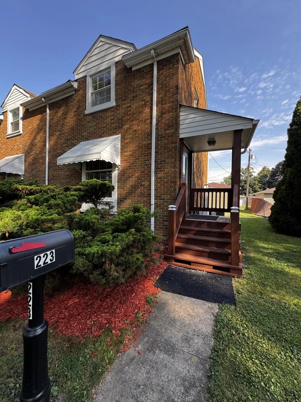 223 Adelaide Place, Munster