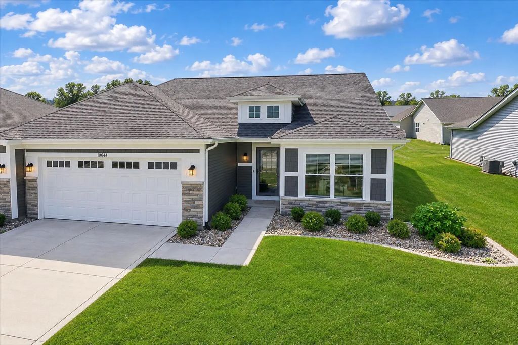 10147 W 135th Avenue, Cedar Lake