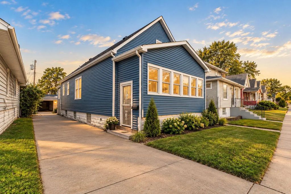 4844 Pine Avenue, Hammond