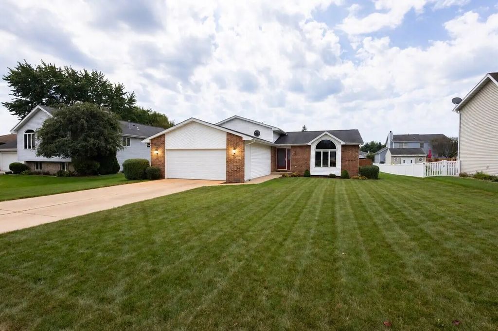 4931 Cardinal Court, Schererville