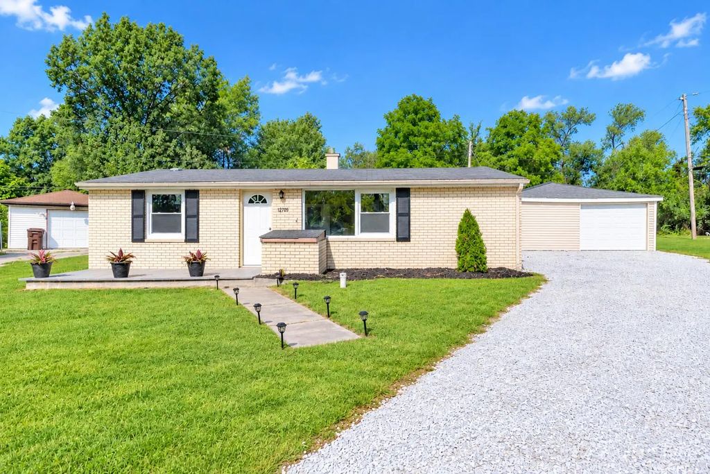 12704 Whitcomb Street, Crown Point