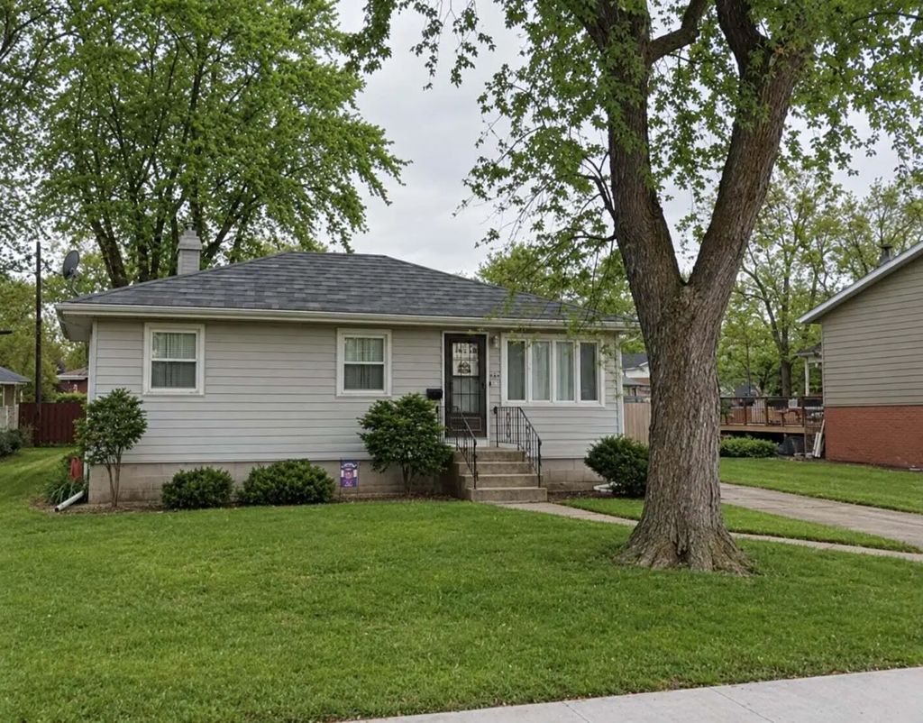 834 N Arbogast Street, Griffith