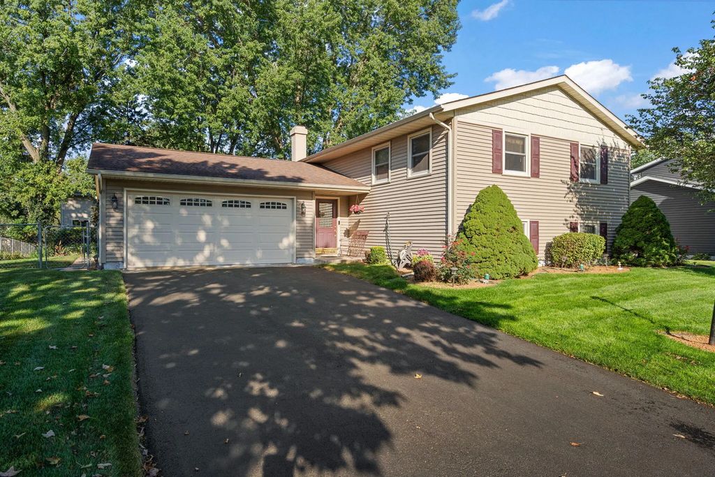 1403 Boca Lago Drive, Valparaiso