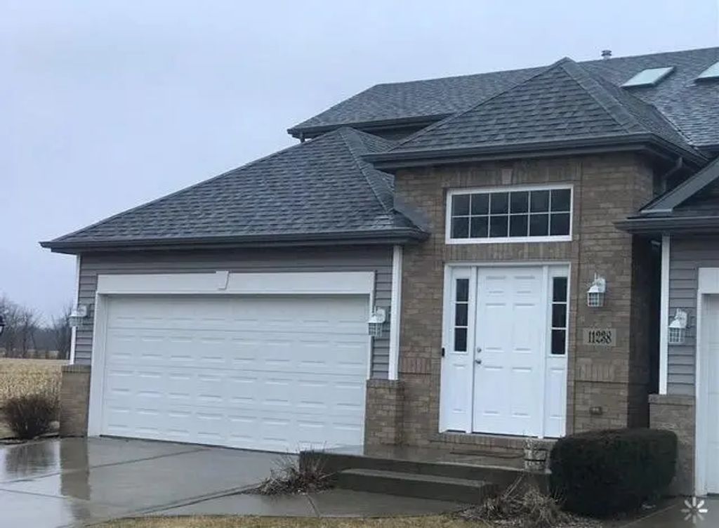 11238 Pike Place, Crown Point