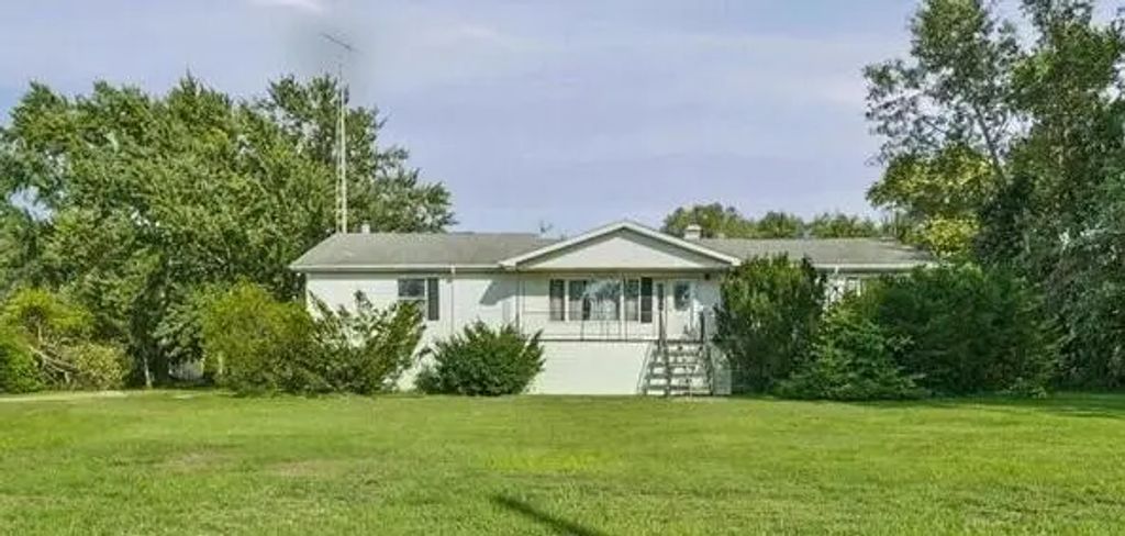 541 N County Line Road, Hobart
