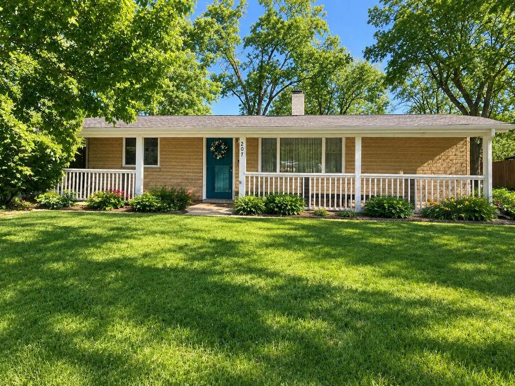 207 Arrowhead Trail, Porter