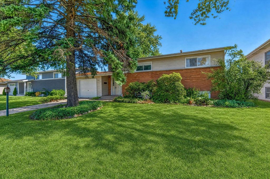9517 Farmer Drive, Highland