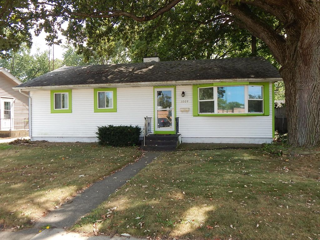 1009 W Coolspring Avenue, Michigan City