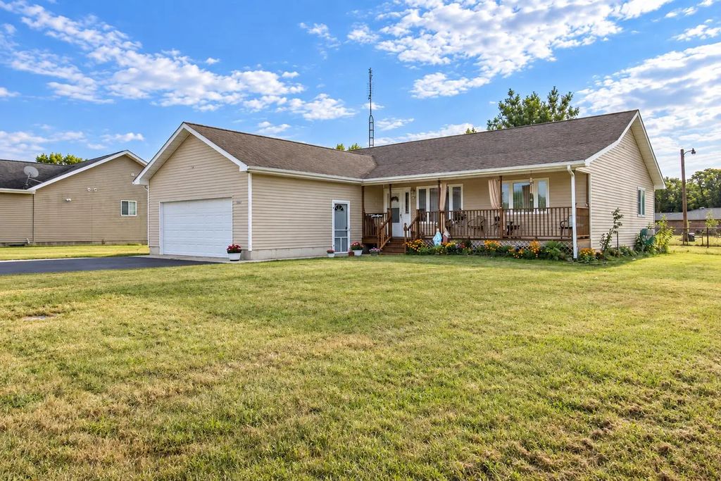 1005 Virginia Lane, Knox