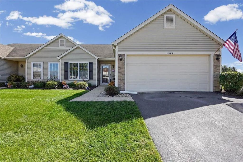 14029 Pickett Way, Cedar Lake
