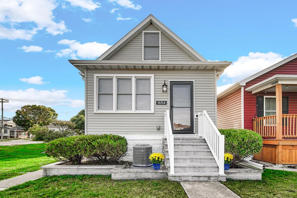 1654 Indianapolis Boulevard, Whiting